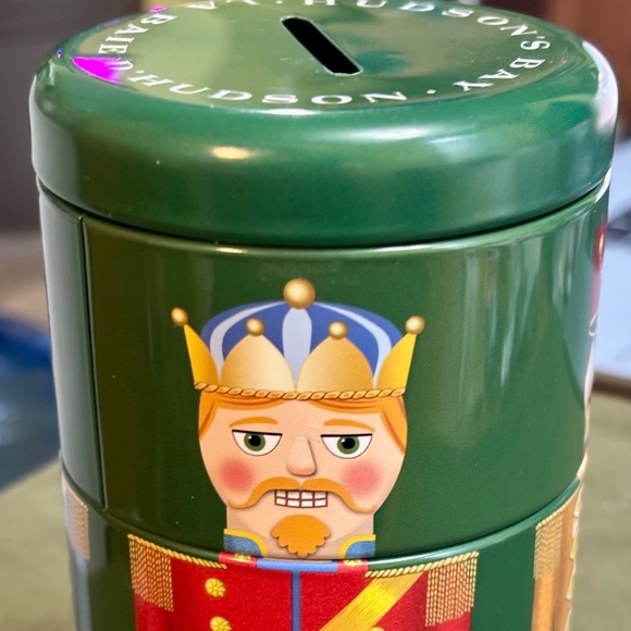 Hudson's Bay Canada Nutcracker Bank Tin Canister Toy Turning 3 sections - Picture 6 of 10